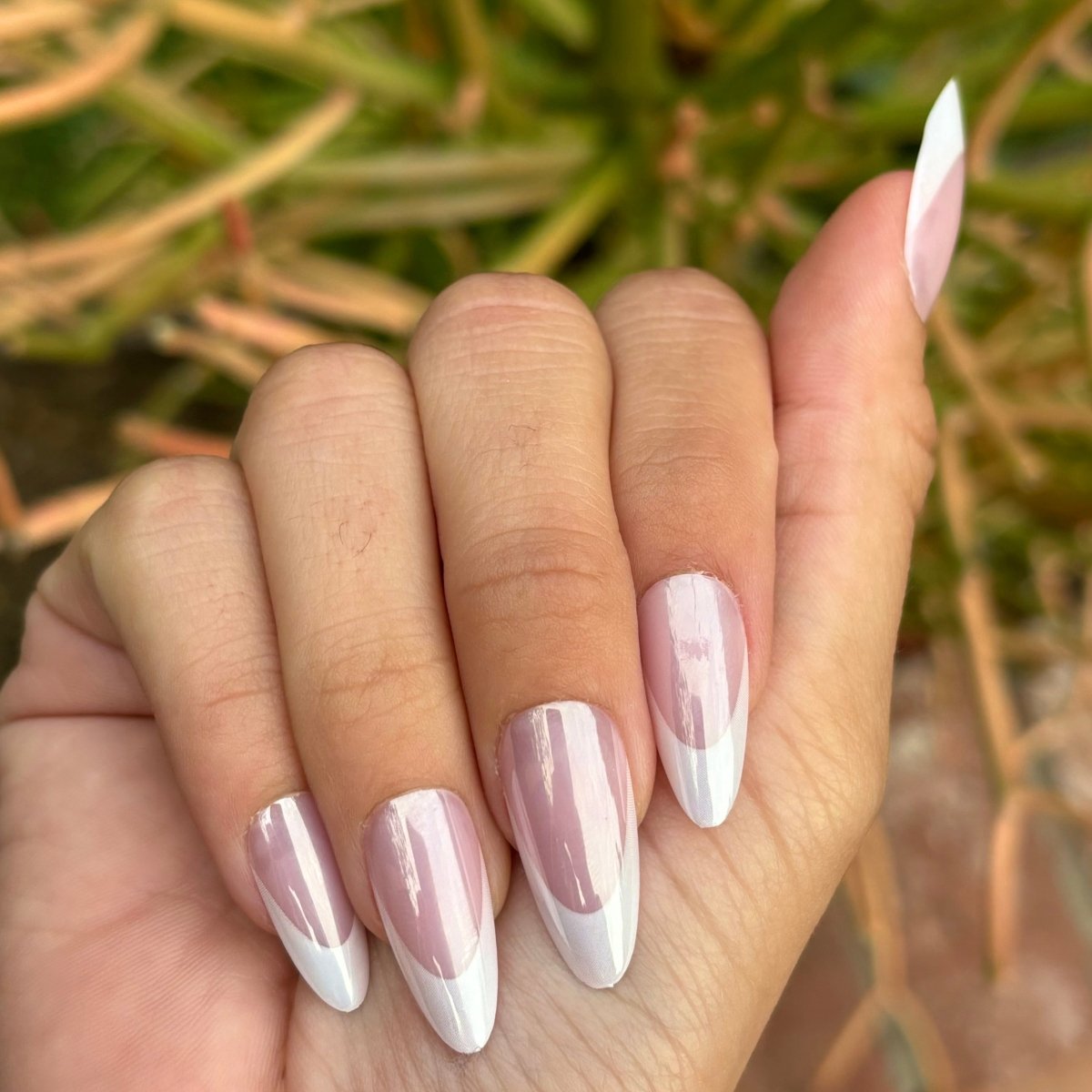 Chrome French - Lavaa Beauty