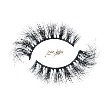 Make the Most of Your Mink Eyelashes With the Right Accessories