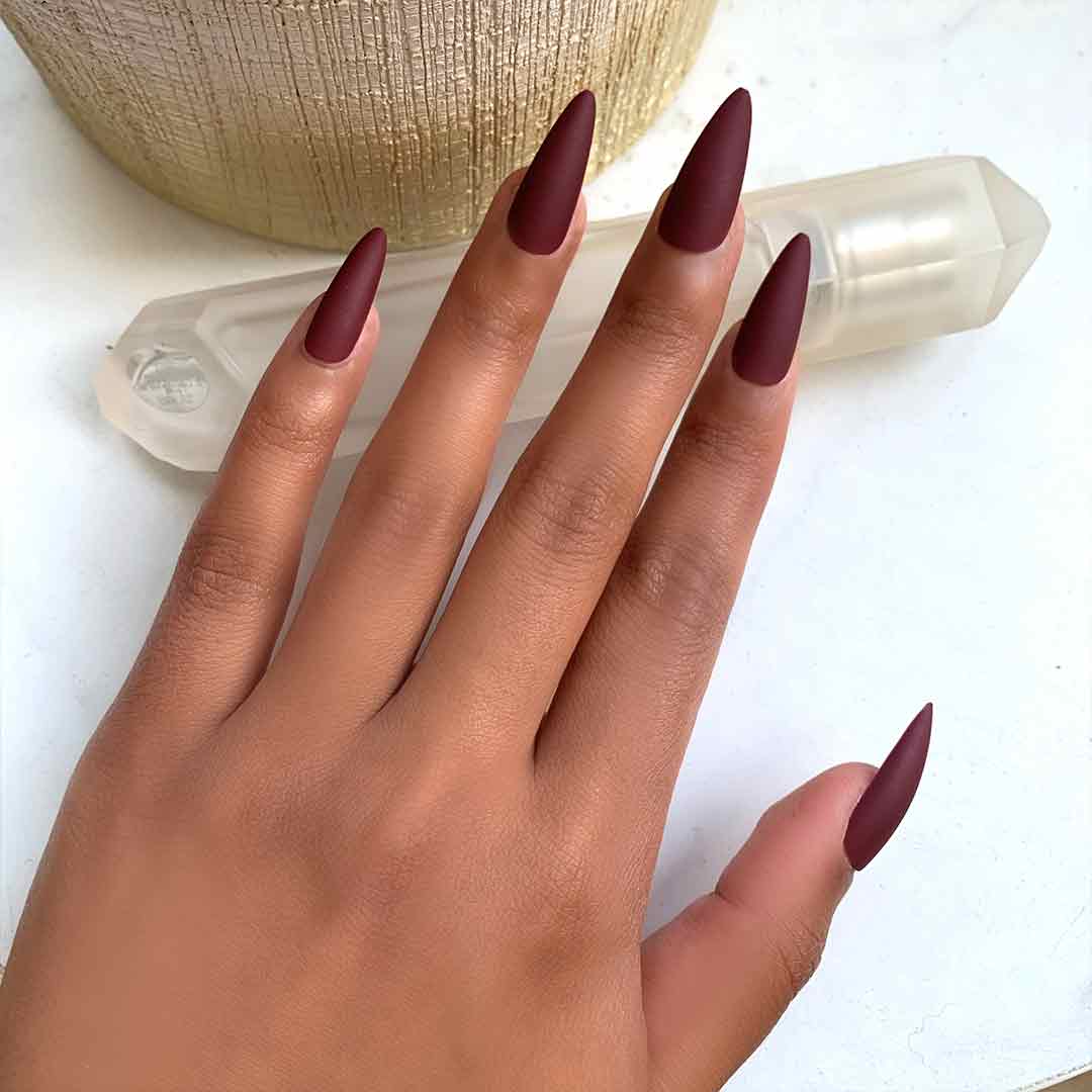 BURGUNDY BOSS: Matte Stiletto Press On Nails Lavaa Beauty