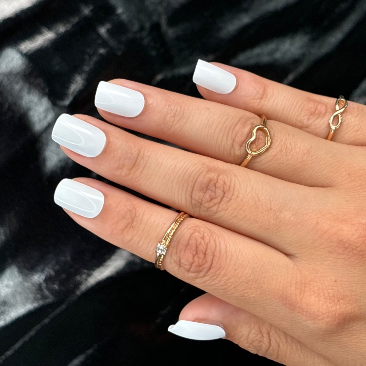CLASSIC WHITE: Short Square Press On Nails | Lavaa Beauty