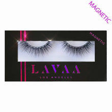 ATTRACTION Magnetic Lashes: Wispy Faux Mink | Lavaa Beauty