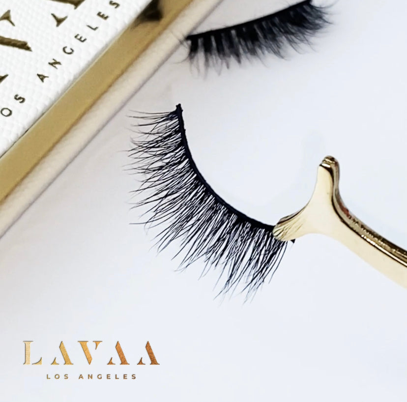 FOXY Lash | Natural Half Lash | Corner & Accent Lashes | Lavaa Beauty