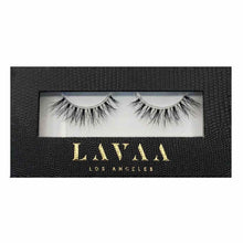 CLASSY Lash | Best Wispy & Flared Clear Band 3D Mink Lashes | Lavaa Beauty
