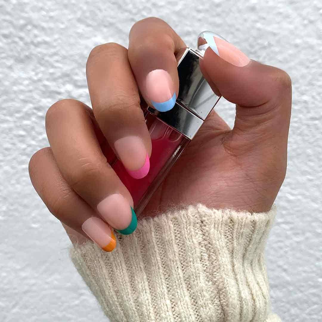 COLOR BLOCKED Swatch: French Tip Short Rounded Press On Nails | Lavaa Beauty