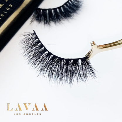 MISCHIEF Lash | Flared & Voluminous 3D Mink Lashes | Lavaa Beauty