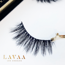 SAVAGE Lash | Extra-Long & Dramatic Faux Mink Lashes | Lavaa Beauty