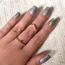 SILVER DRIP Swatch: Silver Glitter Short Square Press On Nails | Lavaa Beauty